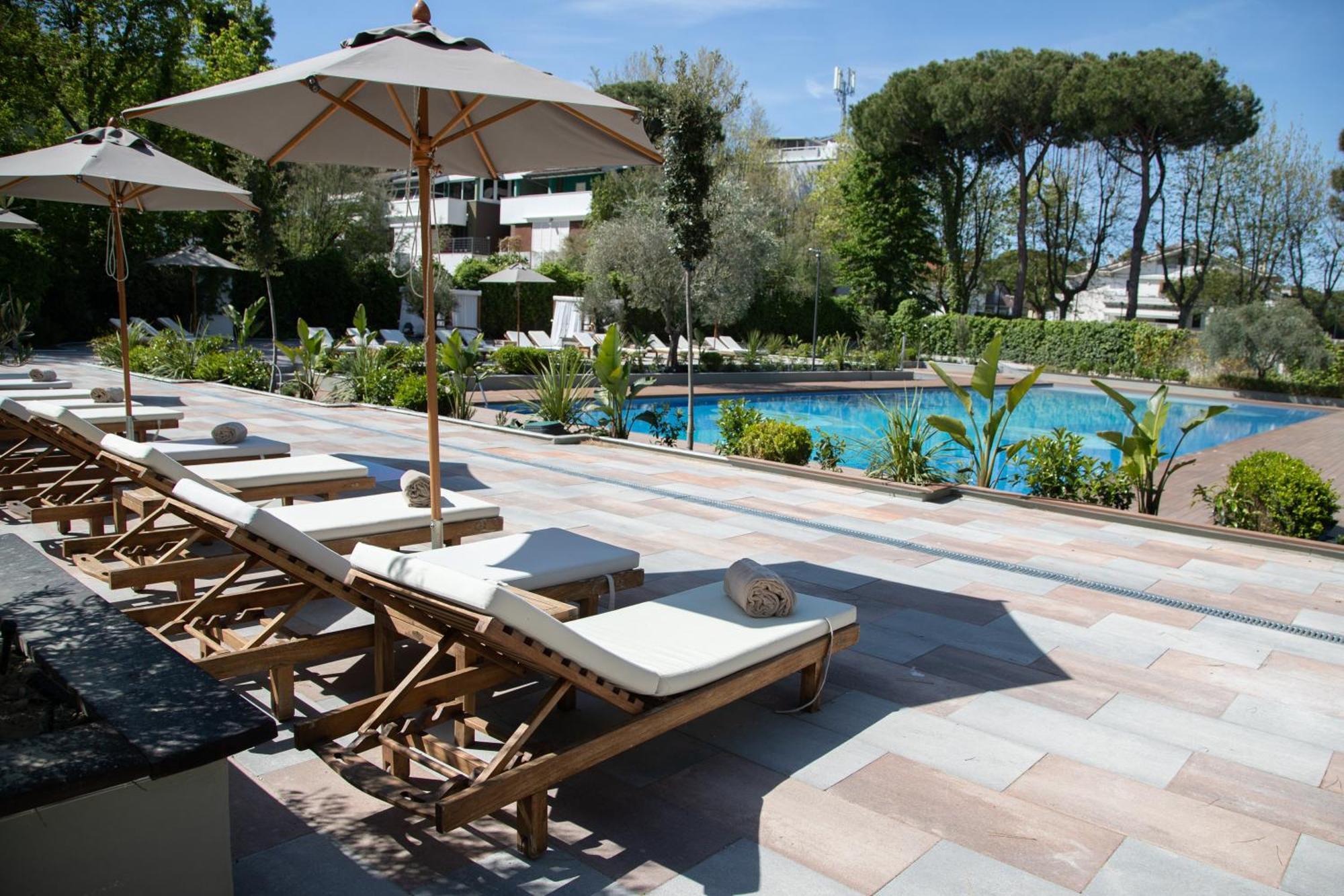 Hotel Regina - Marepineta 4*